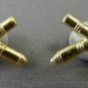 2 Sovjet emblemen voor op de kraagspiegels, artillerie, links en rechts