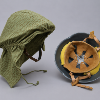 DDR / NVA helm, laatste model