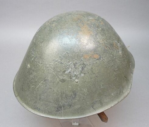 DDR NVA helm, 2e model - Afbeelding 2