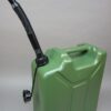20 liter kunststof jerrycan met schenktuit - Afbeelding 2