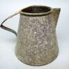 Koffie of theekan, gemaakt van een pantserfaust kop ,,Schwerter zu Pflugescharen,,