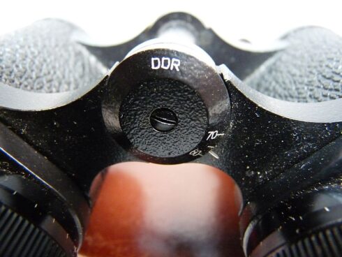 DDR Carl Zeiss verrekijker, 8 x 30 - Afbeelding 6