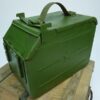 Sovjet DSHK 12,7 mm munitiekist met lege patroonbanden