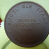 DDR Meissen porseleinen penning ,,Siegel der Stadt Schwerin,, - Afbeelding 3