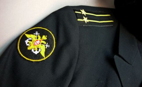 Sovjet marine officiers uniformjas met wintermuts - Afbeelding 3