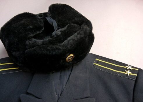 Sovjet marine officiers uniformjas met wintermuts - Afbeelding 4