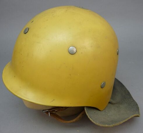 DDR / NVA? brandweerhelm - Afbeelding 3