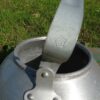 NVA veldkeuken koffie of thee kan, grote zware aluminium uitvoering - Afbeelding 2