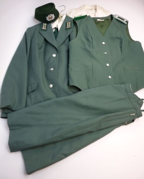 Volkspolizei Dames Uniform