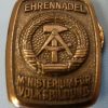DDR Ehrennadel ministirium fur volksbildung jaren 60-70