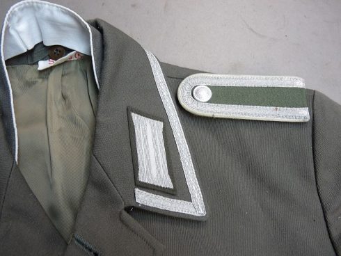 NVA wachtregiment uniform - Afbeelding 7