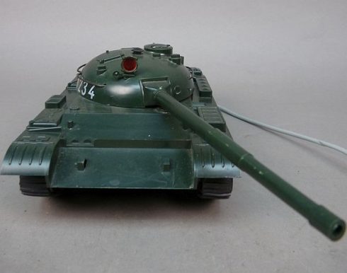 DDR PIKO T62 speelgoedtank - Afbeelding 4