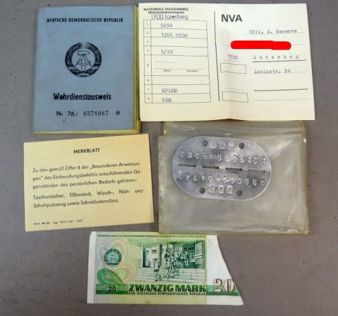 DDR Wehrdienstausweis- Reisepass en FDJ pas compleet set van 1 Persoon - Afbeelding 10