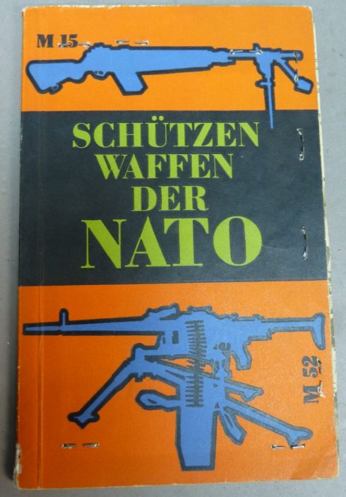 DDR boek schutzenwaffen der NATO 1963