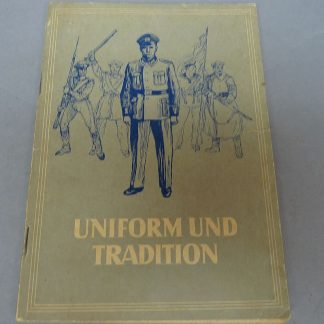 Uniform Und Tradition