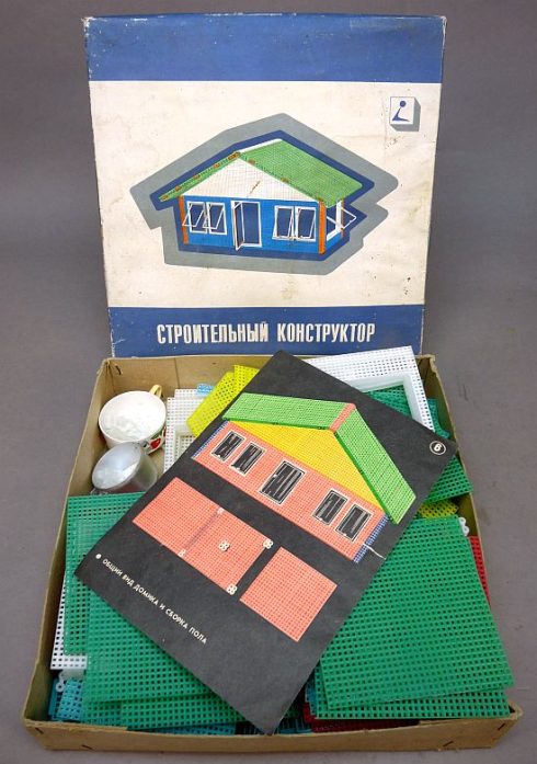 Sovjet constructie speelgoed set
