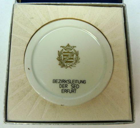 DDR Medaille 25 Jahre SED 1946-1971 Weimar porselein - Afbeelding 2
