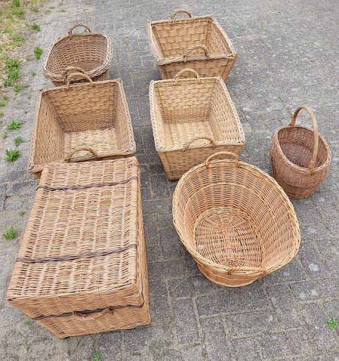 Lot van 7 vintage rieten manden - Afbeelding 2