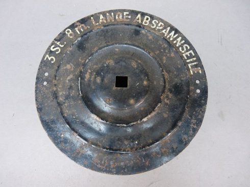 Duitse WW2 kabel op haspel