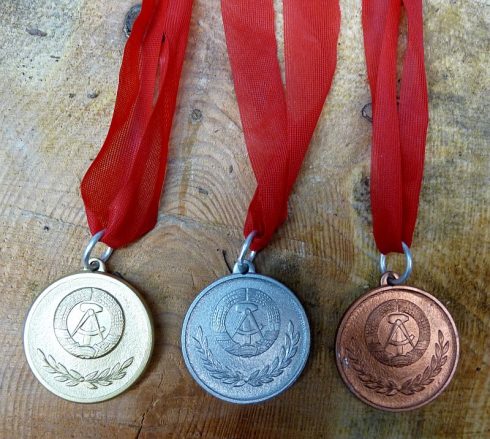 DDR NVA Sport medailles Goud, Zilver, Bronze - Afbeelding 3