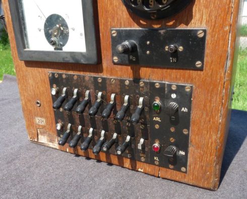 Kleiner Prüfschrank 50. fabrikant, Telefoon en Signaal K.-G. Wagner en Co - Afbeelding 2