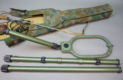 NVA MSG-60/105 mijndetector met Blumentarn / Flachentarn tas - Afbeelding 10