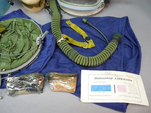 Sovjet / NVA Gsh-6a Pilotenhelm - Afbeelding 3
