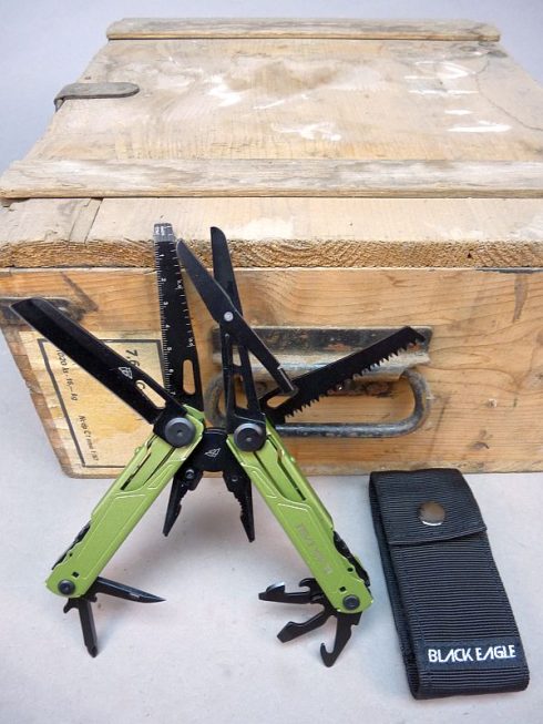 Black Eagle Yukon Forest Green multitool