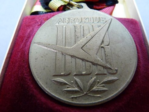 DDR Aeroklub Medaille - Afbeelding 2