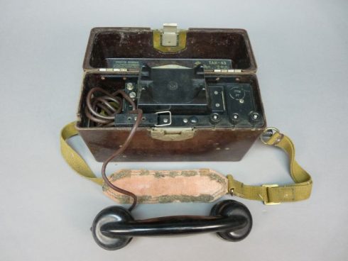 TAI-43 Sovjet Veldtelefoon - Afbeelding 6
