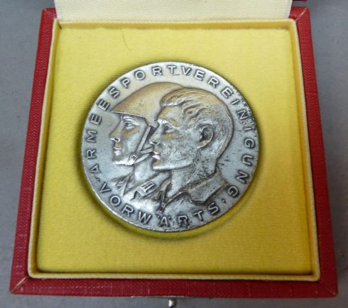 DDR NVA Armee sport verein medaille