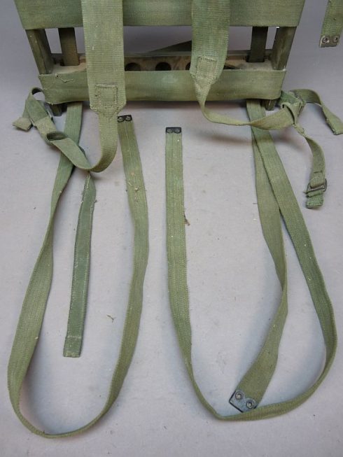 Engels aluminium universeel rugframe, 1945 - Afbeelding 2