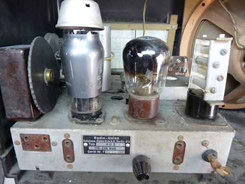 Bakelieten radio UNION RU3W - Afbeelding 13