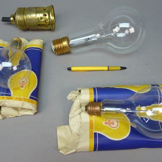 Lot zeer grote DDR lampen