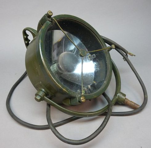24V Zoeklicht uit 1953
