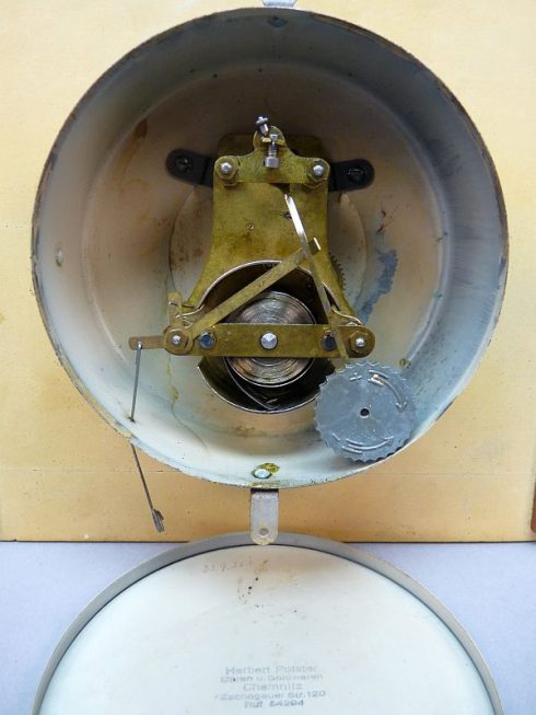 Vintage Pekola klok, jaren 30/40 - Afbeelding 4