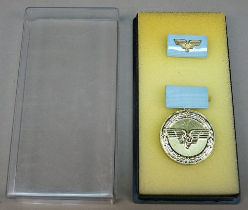 DDR Reichsbahn medaille trouwe dienst in goud