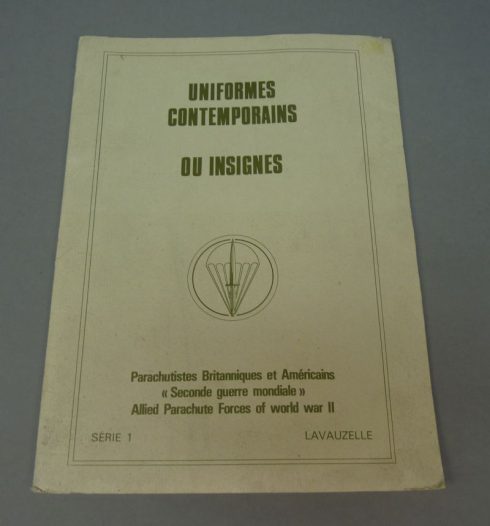 Uniformes Contemporains