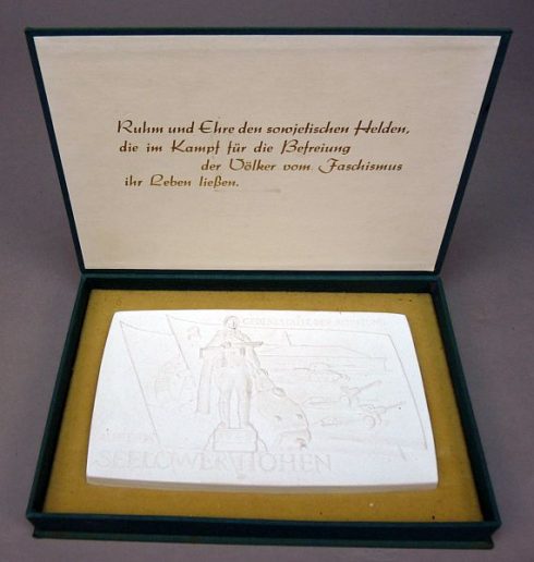 DDR souvenir Seelower Hohen, Meissen porselein