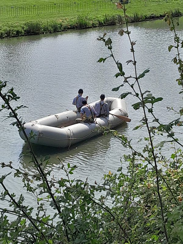 DDR NVA Pionier en manschappen rubberboot, lengte 6 meter! - Afbeelding 3