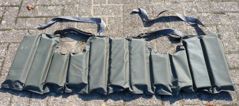 DDR NVA Pionier en manschappen rubberboot, lengte 6 meter! - Afbeelding 6