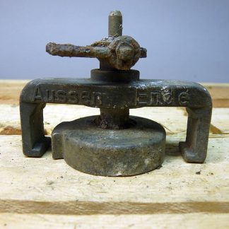 Bodemvondst ww2 kabel klem