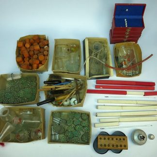 Zeer groot lot laboratorium materiaal!