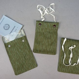 DDR NVA borsttasje ,,Brusttasche/Brustbeutel,, voor Wehrdienstausweis