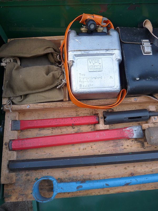 DDR NVA Pionier kist - Afbeelding 6