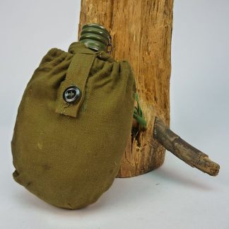 Sovjet veldfles met hoes, gebruikt
