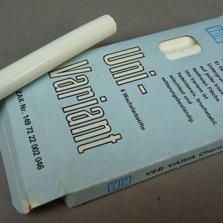 DDR doosje met 6 witte wax stiften