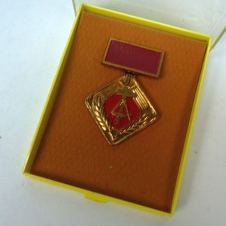 DDR Medaille "Auf sozialistische Art zu arbeiten"