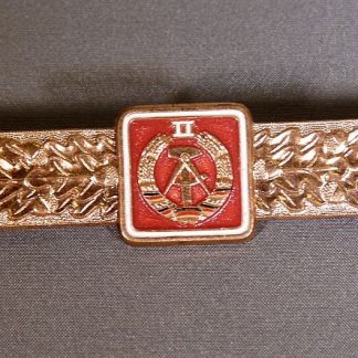 DDR Spange Klasse II - bijzondere verdiensten tijdens de diensttijd