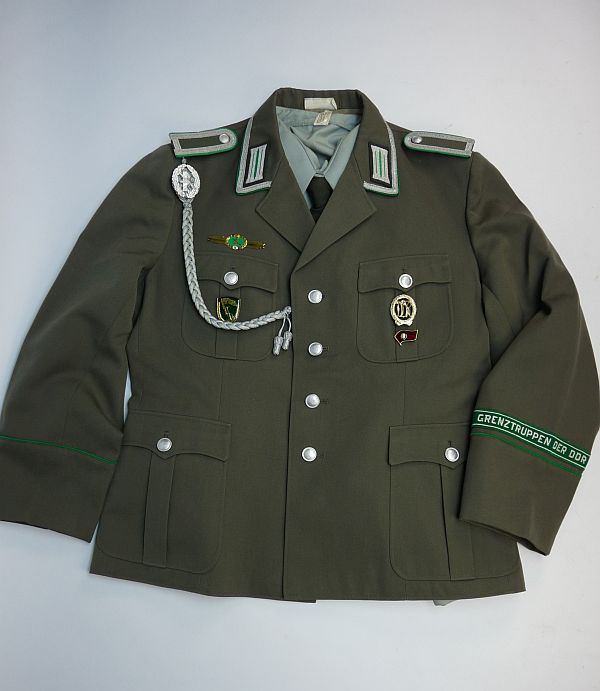 DDR NVA Grenstroepen uniform, maat 56! - Afbeelding 2